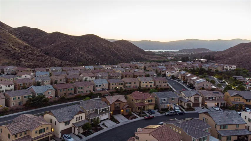 24211 Gazania Way, Lake Elsinore, California 92532