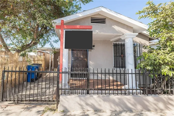 1815 E 66th Street, Los Angeles, California 90001