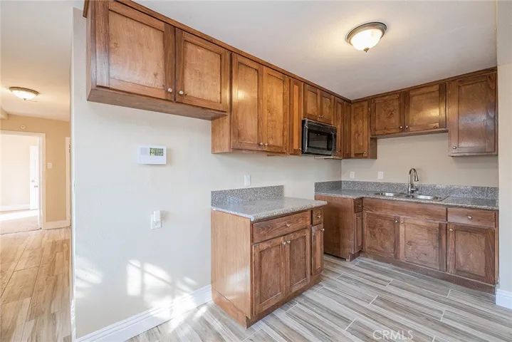 1815 E 66th Street, Los Angeles, California 90001
