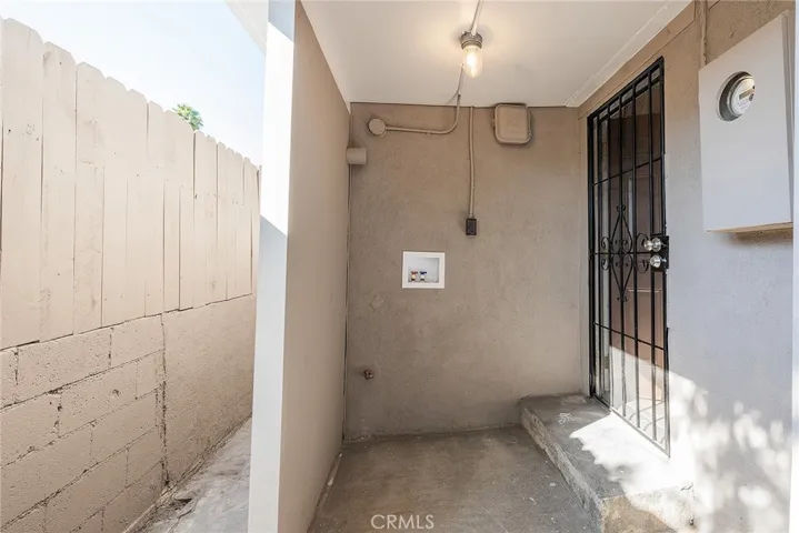 1815 E 66th Street, Los Angeles, California 90001