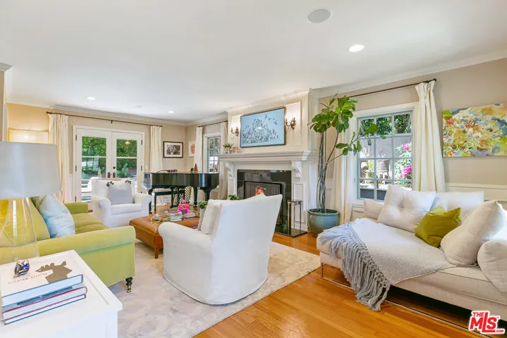 1733 N Ogden Drive, Los Angeles, California 90046