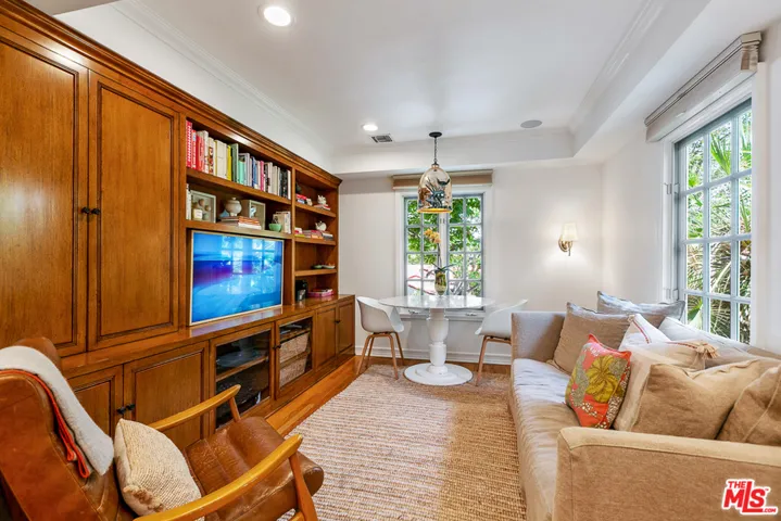 1733 N Ogden Drive, Los Angeles, California 90046