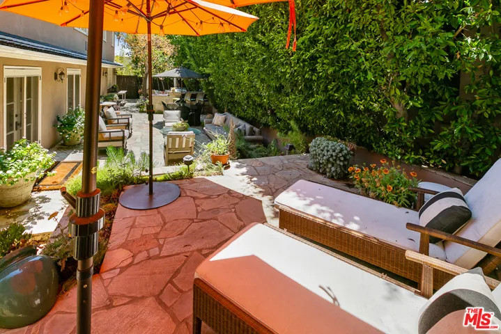 1733 N Ogden Drive, Los Angeles, California 90046
