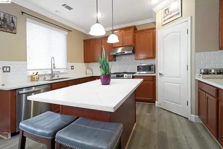 3002 Stonecrop Dr, Oakley, California 94561