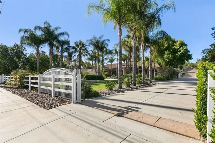 24445 Adams Ave, Murrieta, California 92562