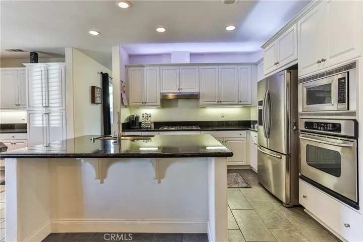 35889 Nonnie Drive, Wildomar, California 92595