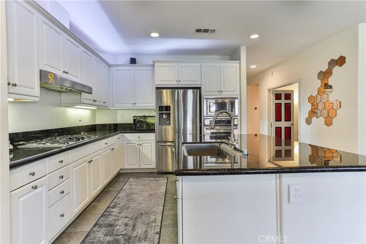 35889 Nonnie Drive, Wildomar, California 92595