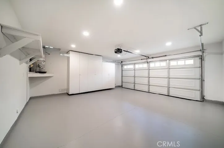 23672 Villena, Mission Viejo, California 92692