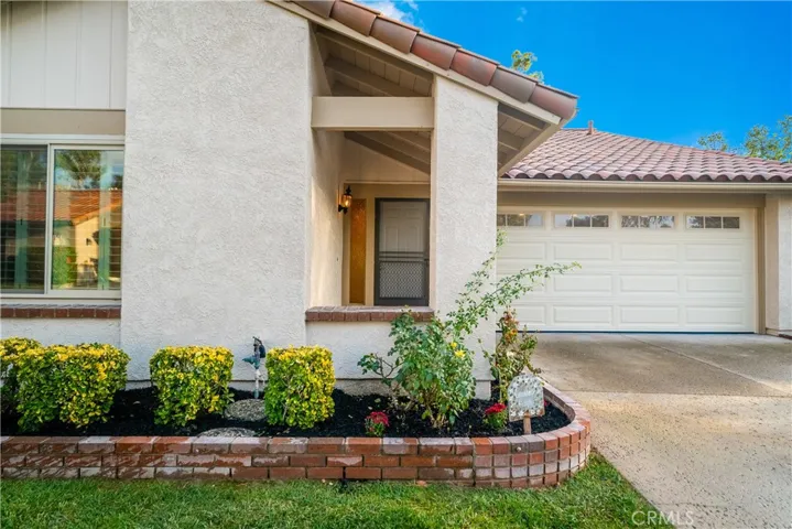 23672 Villena, Mission Viejo, California 92692