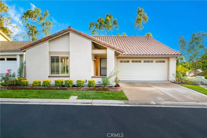 23672 Villena, Mission Viejo, California 92692