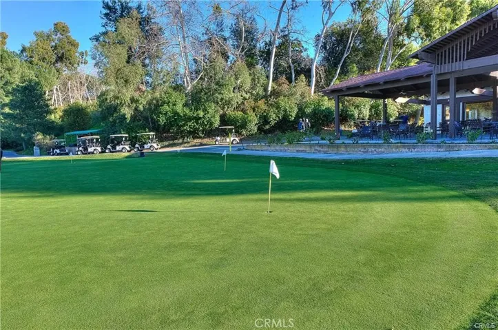 23672 Villena, Mission Viejo, California 92692
