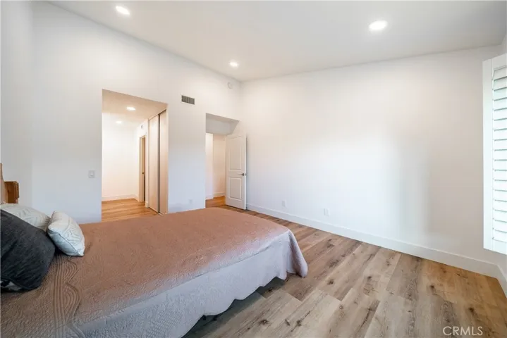 23672 Villena, Mission Viejo, California 92692