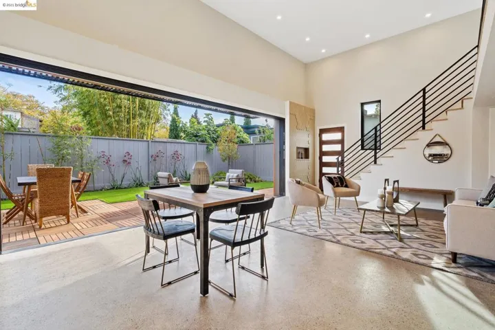 1412 Harmon Street, Berkeley, California 94702