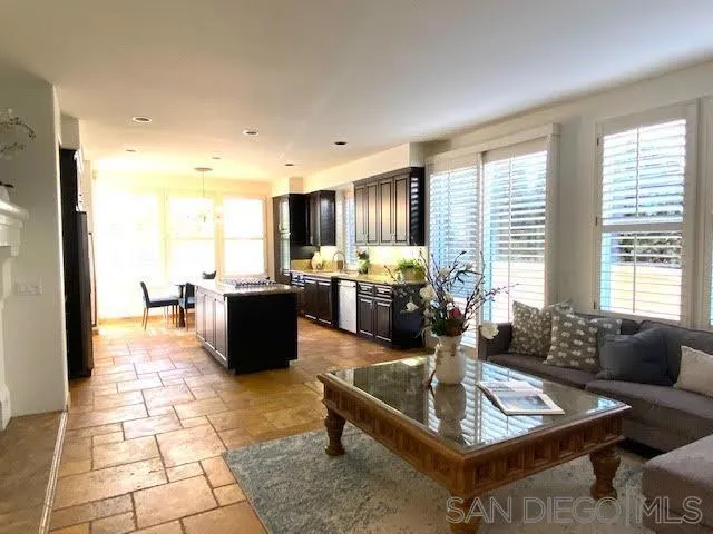 4889 Riding Ridge Rd, San Diego, California 92130