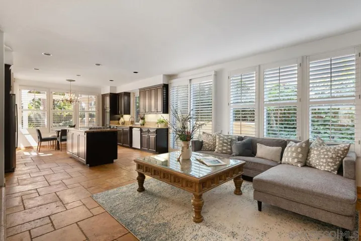 4889 Riding Ridge Rd, San Diego, California 92130