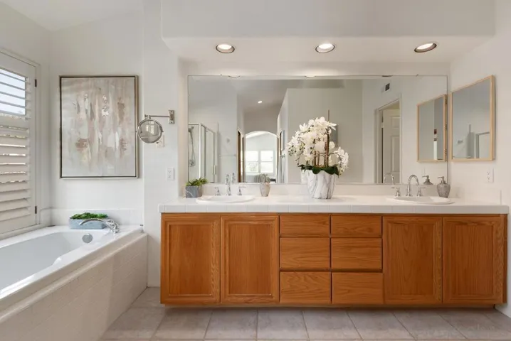 4889 Riding Ridge Rd, San Diego, California 92130