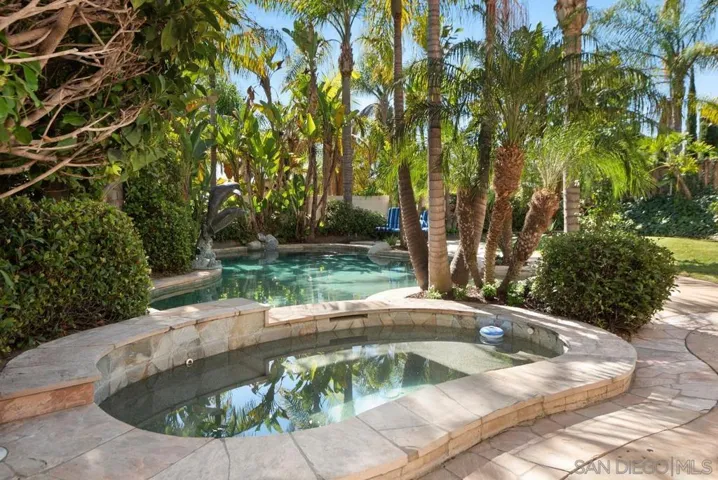 4889 Riding Ridge Rd, San Diego, California 92130