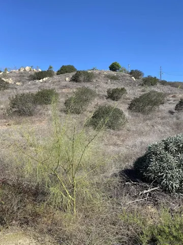 Eastvale Road, Poway, California 92064