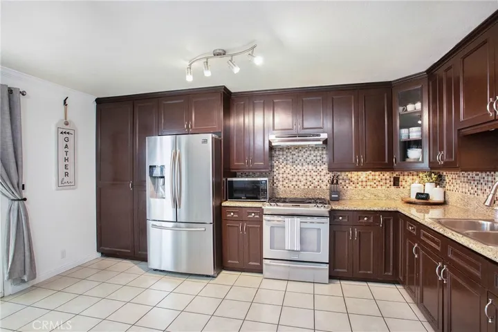 700 W Walnut Avenue 61, Orange, California 92868