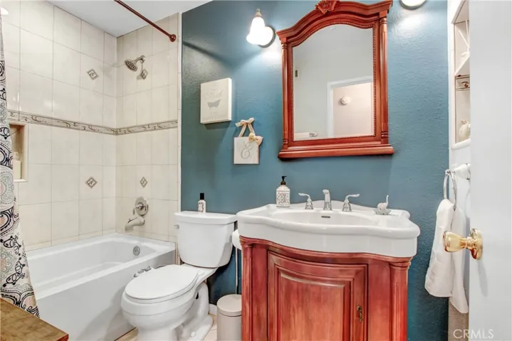 14063 Fenton Lane, Sylmar, California 91342