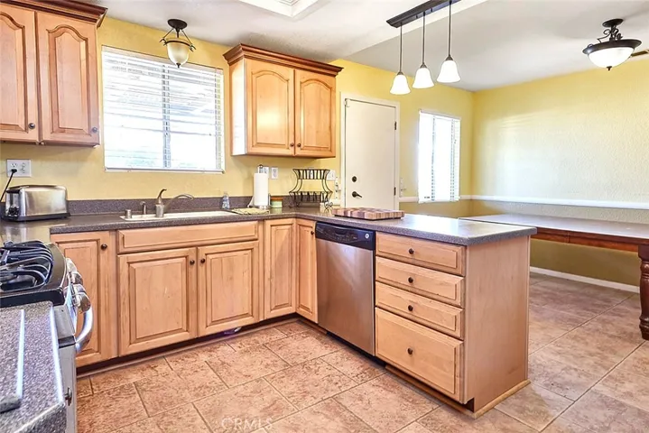 10175 Balsam Avenue, Hesperia, California 92345