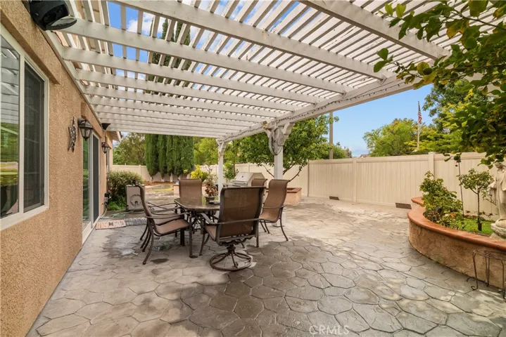 20006 Blackbird Lane, Canyon Country, California 91351