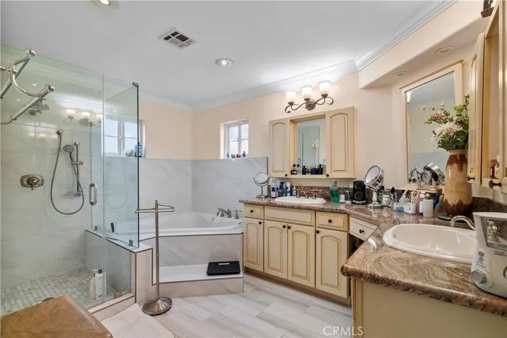20006 Blackbird Lane, Canyon Country, California 91351