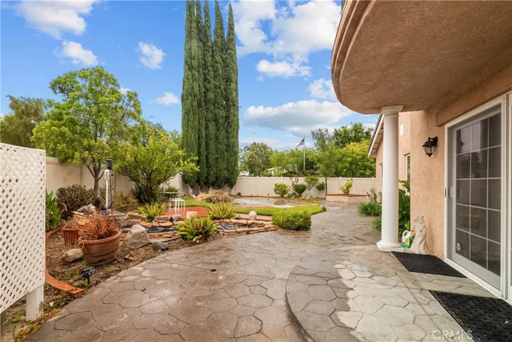 20006 Blackbird Lane, Canyon Country, California 91351