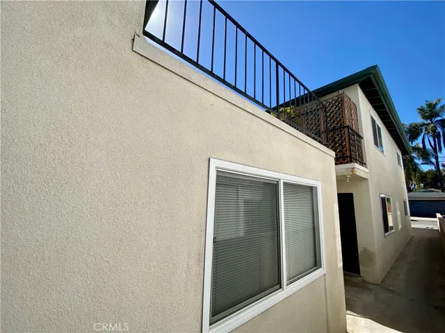 709 Amapola Avenue, Torrance, California 90501