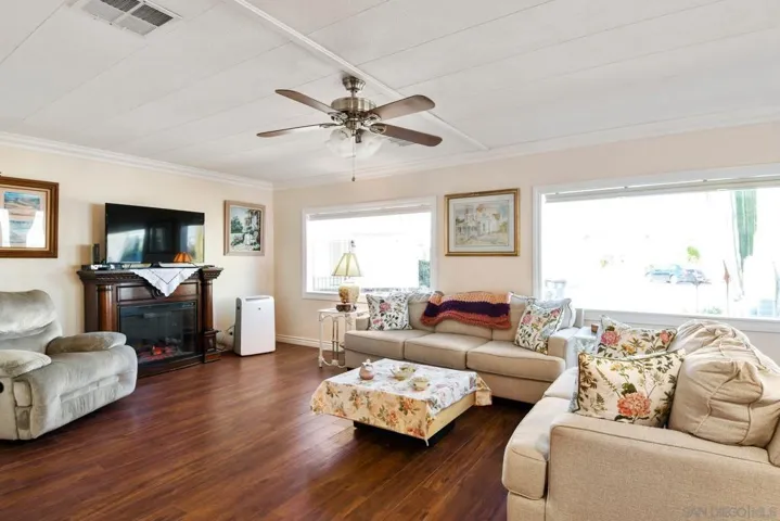 1705 Santo Domingo Way, Hemet, California 92545