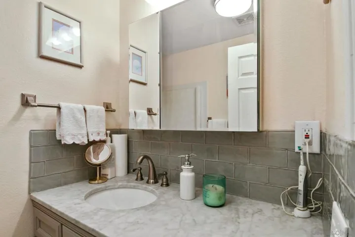 1705 Santo Domingo Way, Hemet, California 92545