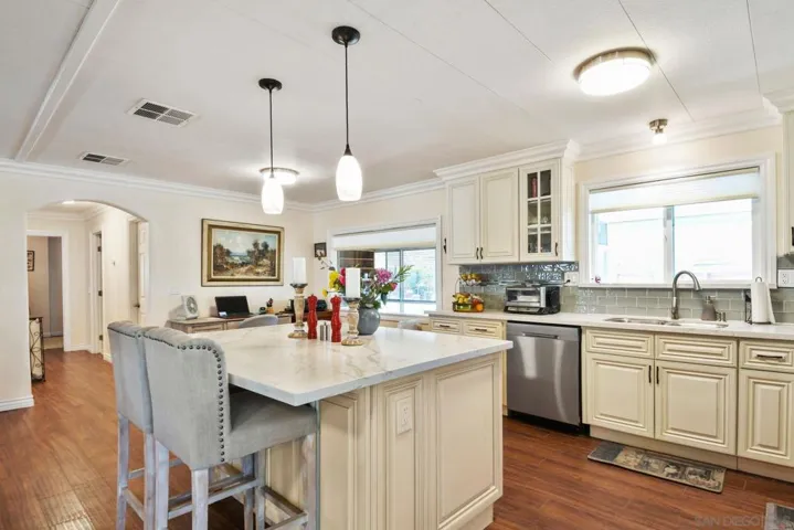 1705 Santo Domingo Way, Hemet, California 92545
