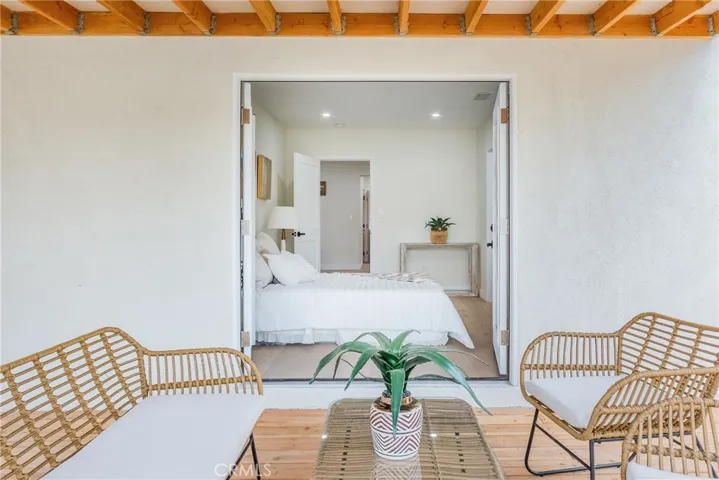 3754 Edgehill Drive, Los Angeles, California 90018