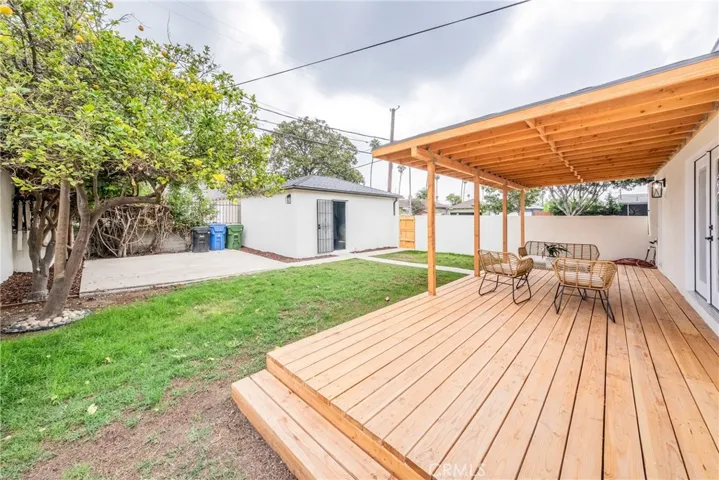 3754 Edgehill Drive, Los Angeles, California 90018