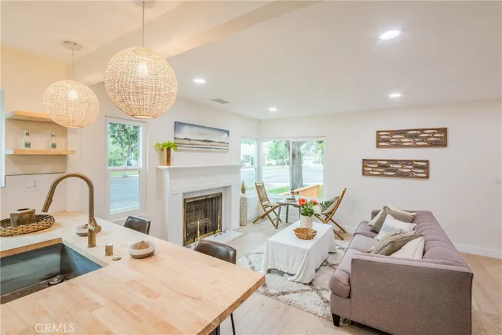 3754 Edgehill Drive, Los Angeles, California 90018