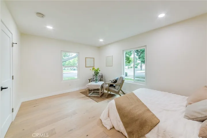 3754 Edgehill Drive, Los Angeles, California 90018