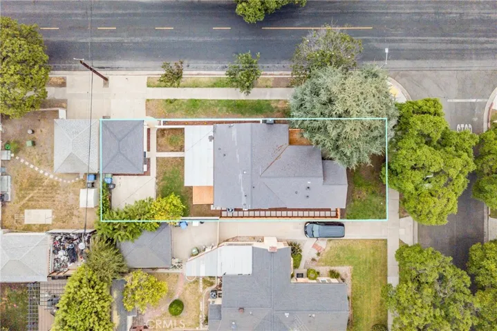 3754 Edgehill Drive, Los Angeles, California 90018