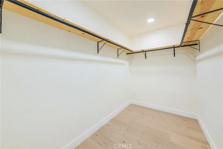 3754 Edgehill Drive, Los Angeles, California 90018