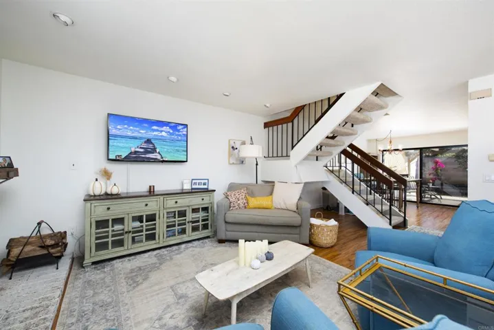 6928 Peach Tree Road, Carlsbad, California 92011