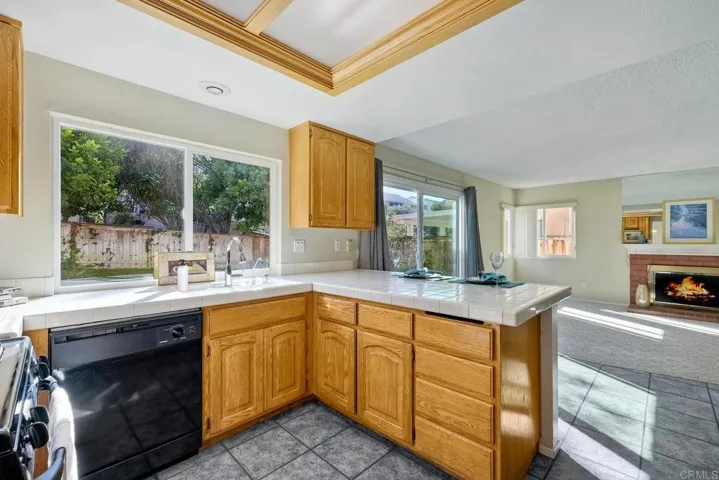 1102 La Tortuga Dr, Vista, California 92081