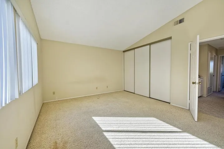 1102 La Tortuga Dr, Vista, California 92081