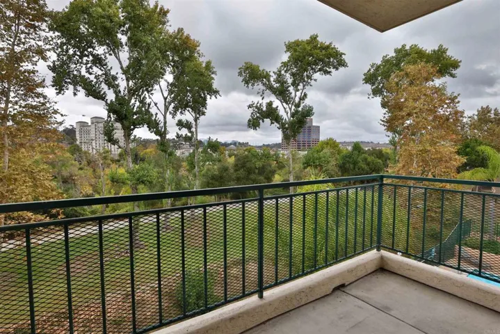 640 Camino De La Reina 1311, San Diego, California 92108