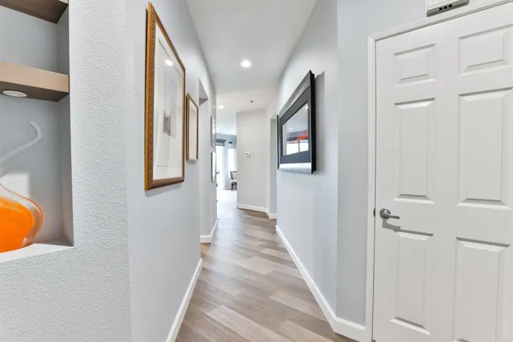 640 Camino De La Reina 1311, San Diego, California 92108