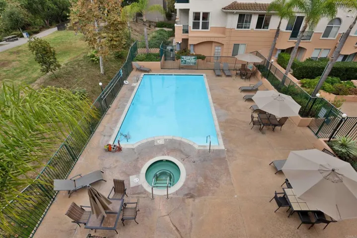 640 Camino De La Reina 1311, San Diego, California 92108