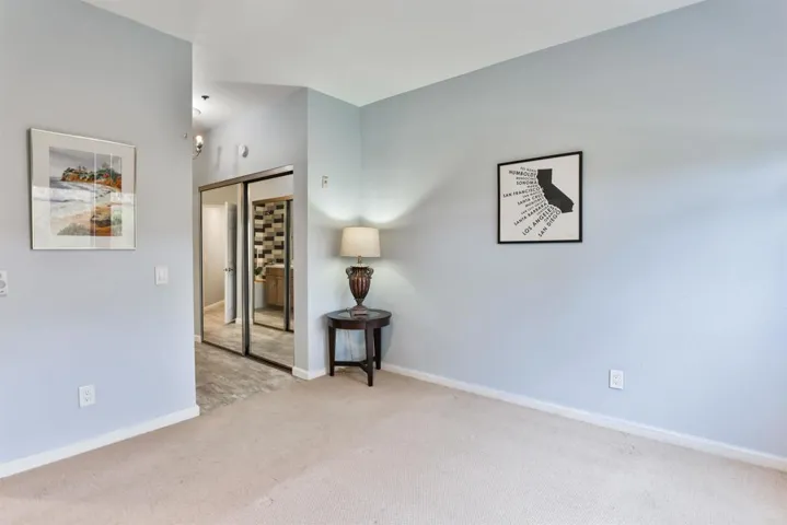 640 Camino De La Reina 1311, San Diego, California 92108