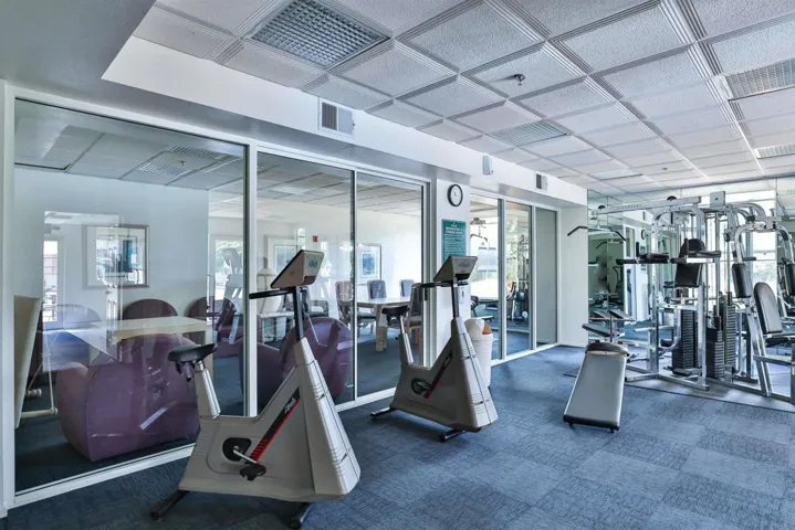 640 Camino De La Reina 1311, San Diego, California 92108