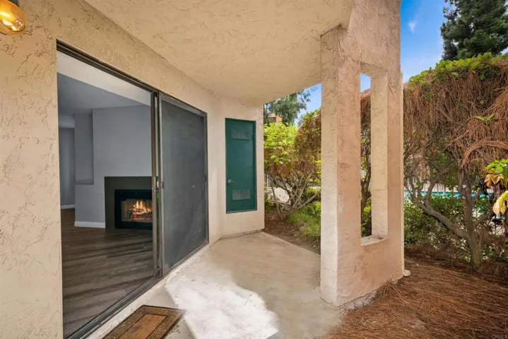 9720 Mesa Springs Way 18, San Diego, California 92126