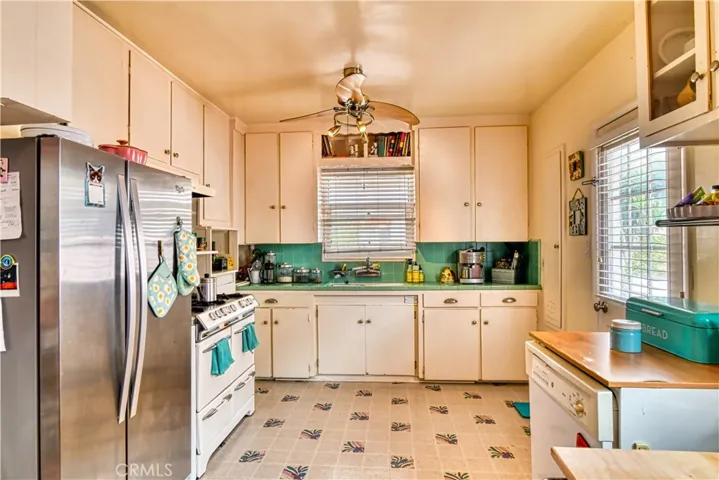 225 Avenida Victoria, San Clemente, California 92672