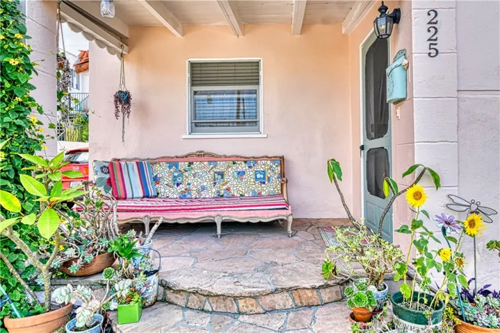 225 Avenida Victoria, San Clemente, California 92672