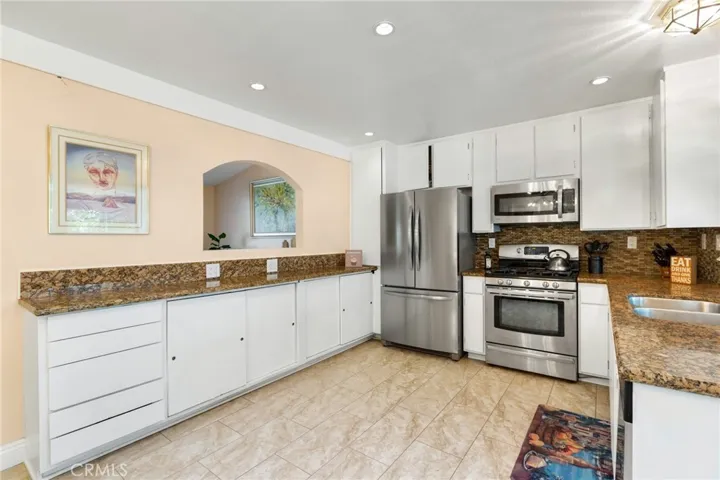 926 Bright Star Street, Thousand Oaks, California 91360